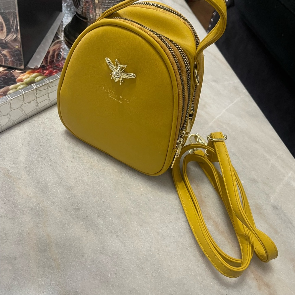 ALUDA  PIJU Yellow Mini Bag with strap crossbody - Picture 9 of 12